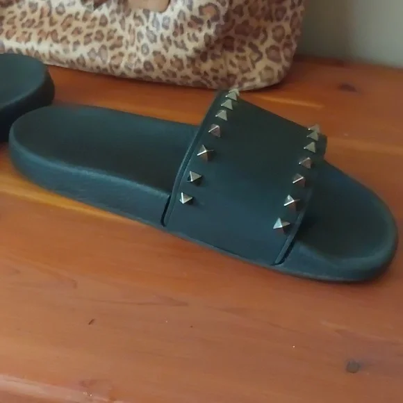 Valentino Garavani Black Rockstud Slides Sz 43 (Mens US10) USED - Picture 5 of 16